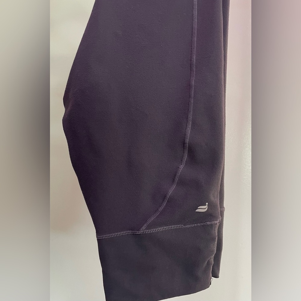 Fabletics gray leggings